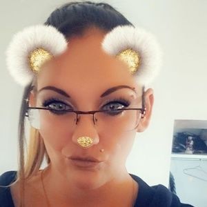 Meet your Posher, Mandy